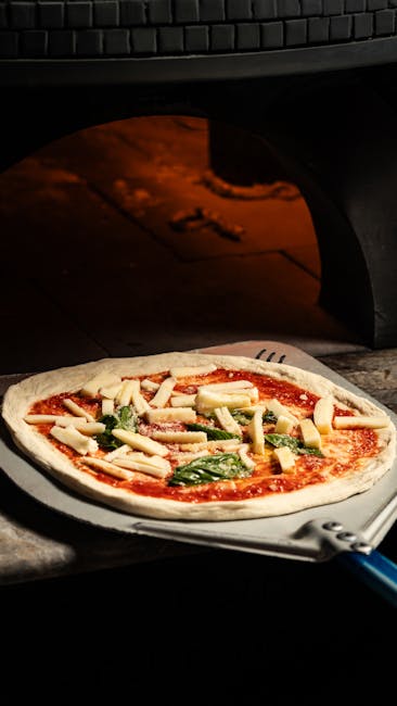 Personas en un festival cultural al aire libre